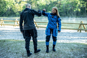 SDI Drysuit Diver